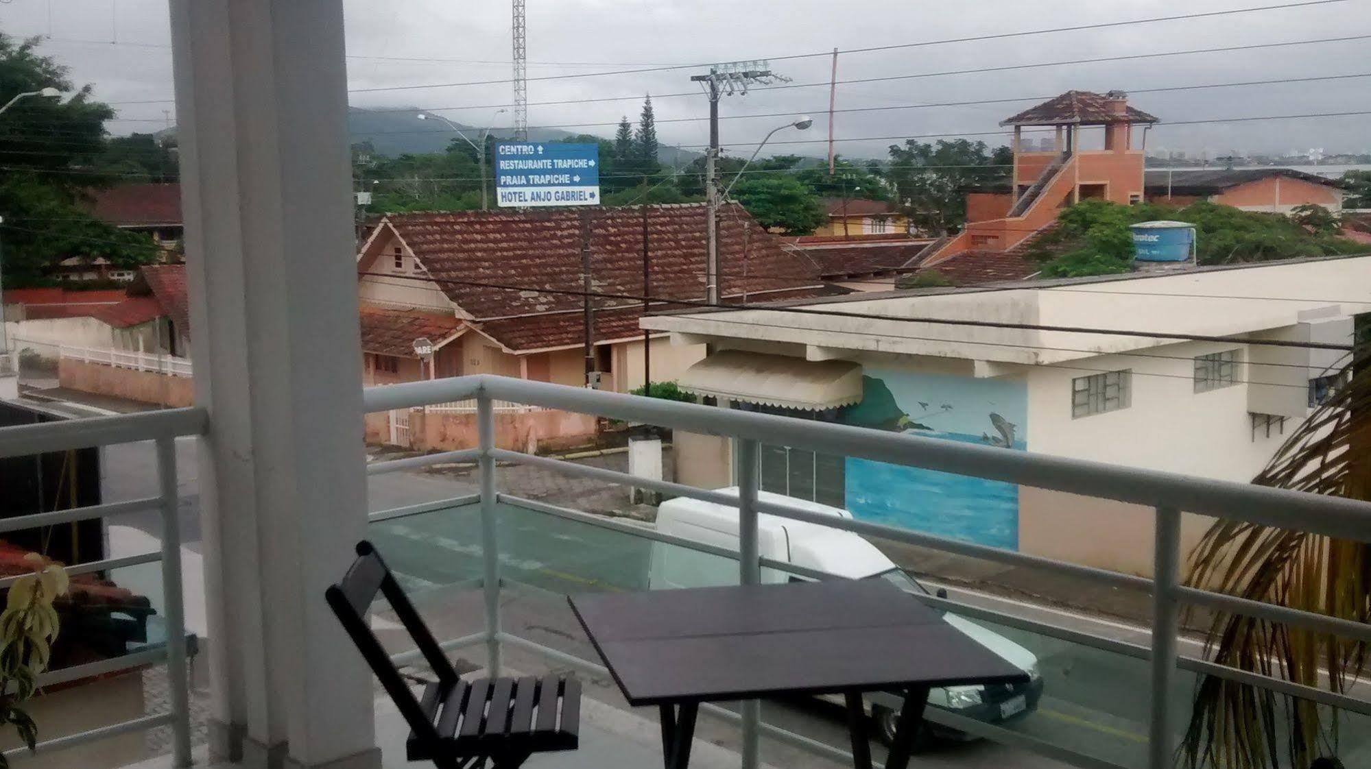 Pousada Ilha Do Itacolomi 佩尼亚 外观 照片